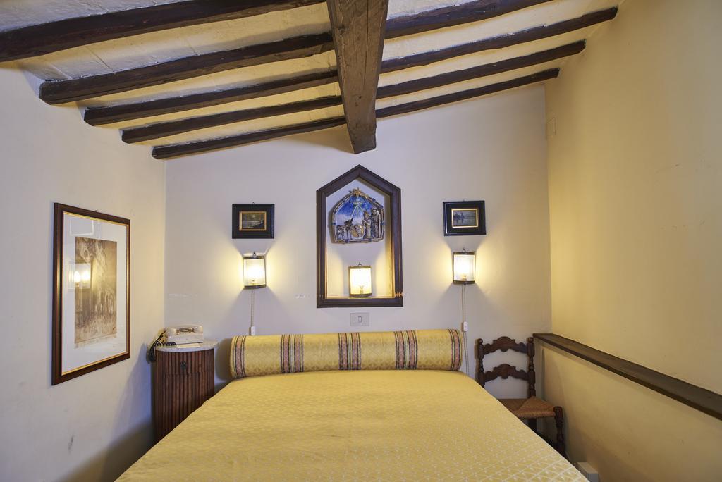 Residenza D'Epoca Eremo Delle Grazie Hotel Monteluco Kamer foto